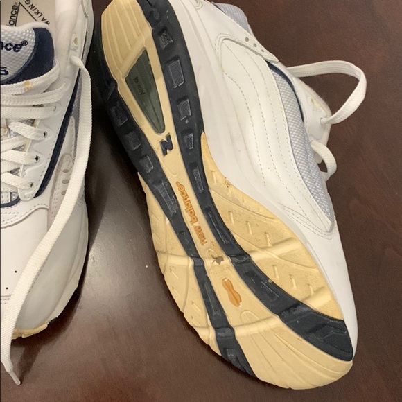 Sneakers - Picture 3 of 3